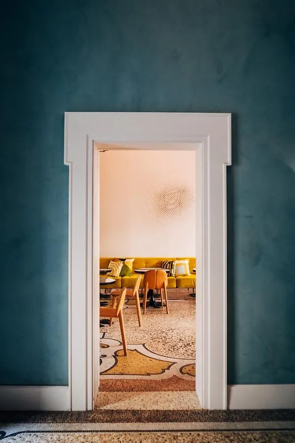 Hotel Du Cloitre Arles